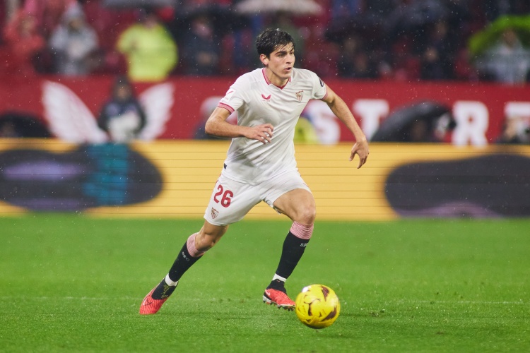 开云APP-全市场：那不勒斯接近1700万欧签下塞维利亚右后卫胡安卢