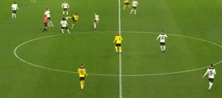 开云入口-【德甲】罗伊斯2球3助 雷纳再伤 多特6比0狂胜门兴